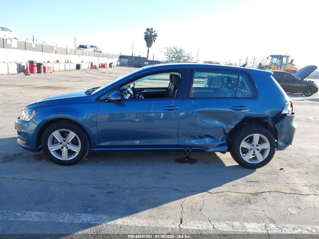 Продаж на аукціоні авто 2017 Volkswagen Golf, vin: 3VW217AU6HM012563, номер лоту: 44247301