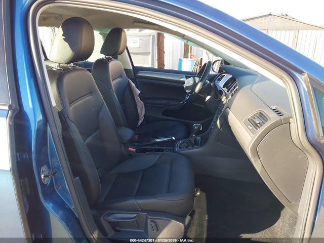 Продаж на аукціоні авто 2017 Volkswagen Golf, vin: 3VW217AU6HM012563, номер лоту: 44247301