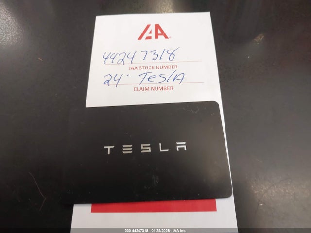 7SAYGAEE8RF984640 Tesla Model Y Long Range Dual Motor All-wheel Drive