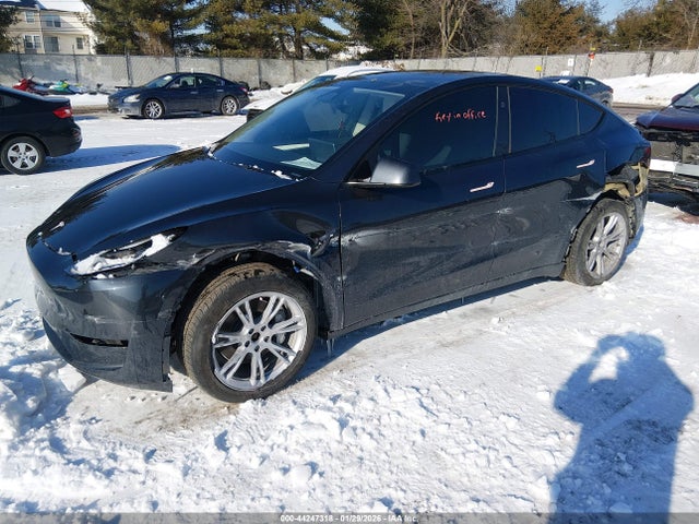 7SAYGAEE8RF984640 Tesla Model Y Long Range Dual Motor All-wheel Drive