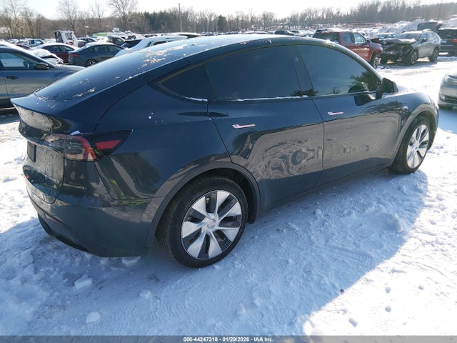 7SAYGAEE8RF984640 Tesla Model Y Long Range Dual Motor All-wheel Drive