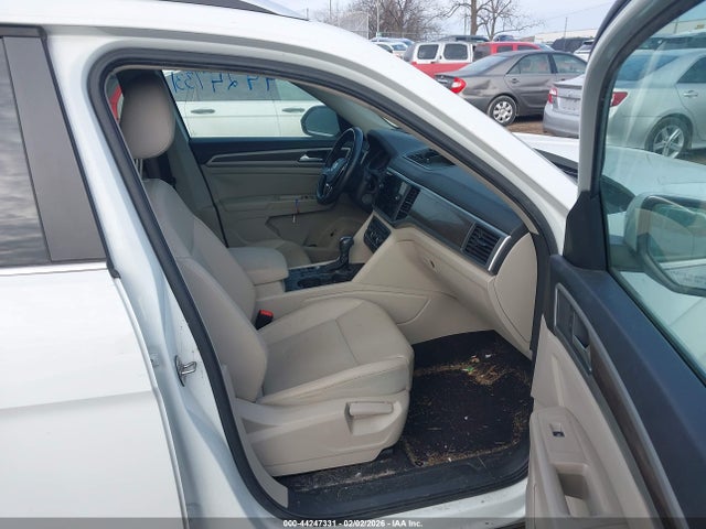 2019 VOLKSWAGEN ATLAS 1V2WR2CA6KC511793 Photo 4