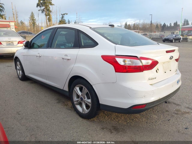 Ford FOCUS SE 2014 1FADP3F28EL421564 Image 3