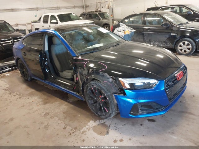 2022 AUDI A5 SPORTBACK WAUCBCF5XNA033968 Photo 0