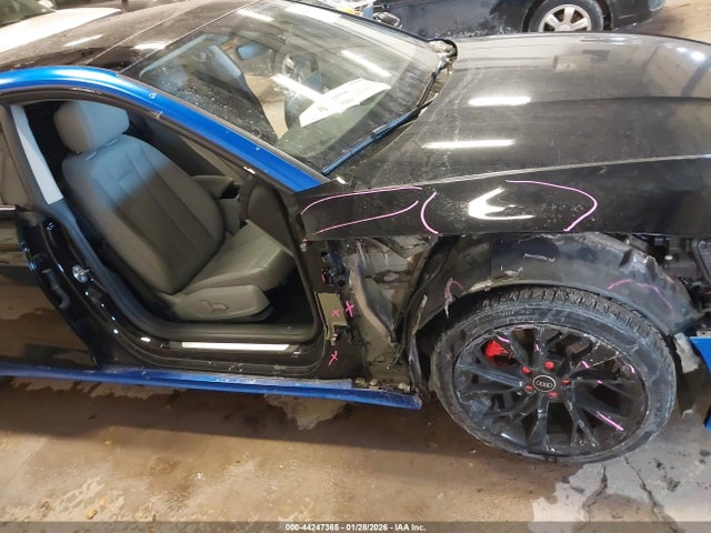 2022 AUDI A5 SPORTBACK WAUCBCF5XNA033968 Photo 5