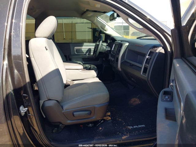 44247387 :رقم المزاد ، 3C6JR6AT5GG225016 vin ، 2016 Ram 1500 Express مزاد بيع