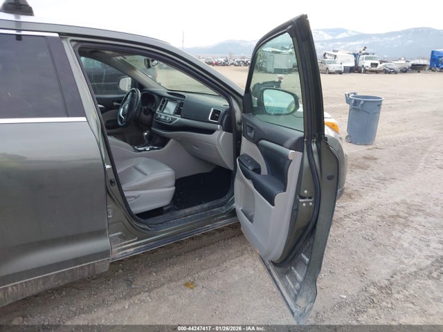 2016 TOYOTA HIGHLANDER 5TDJKRFH8GS261187 Photo 4
