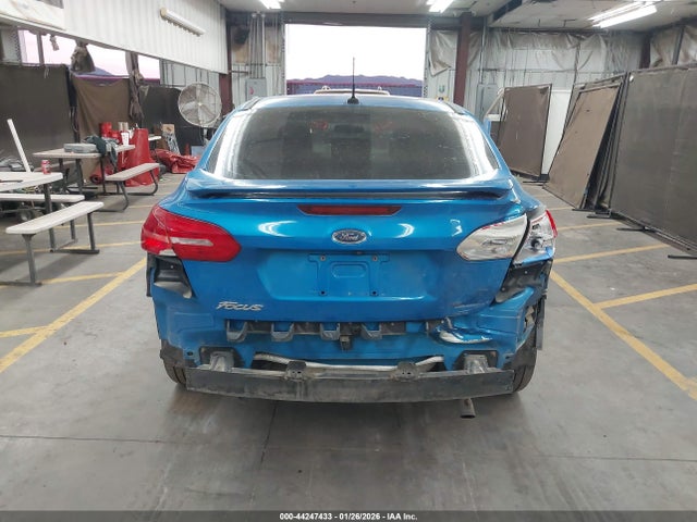 Ford FOCUS SE 2015 1FADP3F29FL308451 Image 17