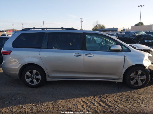 Aukcja sprzedaży 2020 Toyota Sienna Le, vin: 5TDKZ3DC6LS068552, numer aukcji: 44247444