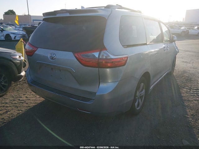 Aukcja sprzedaży 2020 Toyota Sienna Le, vin: 5TDKZ3DC6LS068552, numer aukcji: 44247444