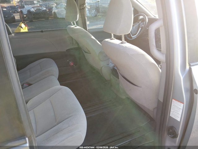 Aukcja sprzedaży 2020 Toyota Sienna Le, vin: 5TDKZ3DC6LS068552, numer aukcji: 44247444