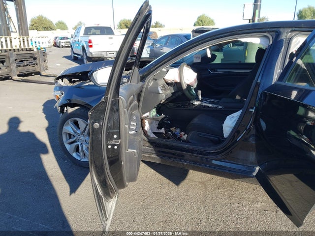 1HGCV1F18LA041982 Honda ACCORD LX