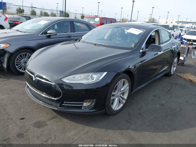 2013 TESLA MODEL S 5YJSA1CG1DFP09466 Photo 1