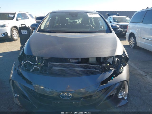 JTDKARFP3L3141680 Toyota Prius Prime Limited