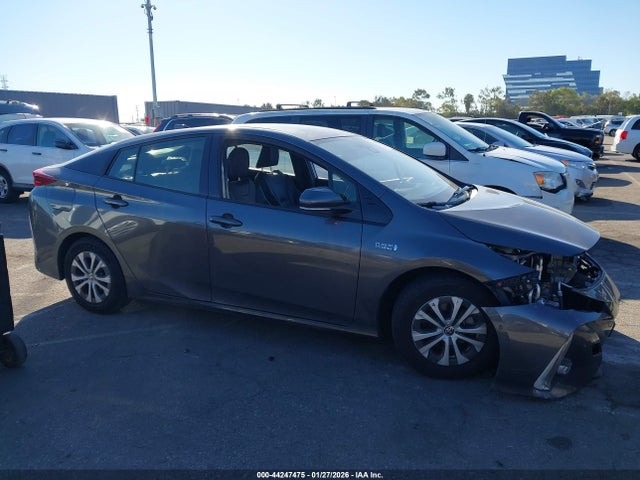 JTDKARFP3L3141680 Toyota Prius Prime Limited