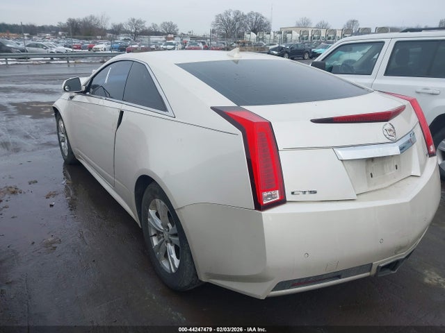 2012 CADILLAC CTS 1G6DA1E36C0145834 Photo 2