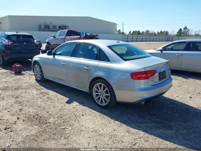 2015 AUDI A4 WAUBFAFL4FN025295 Photo 2