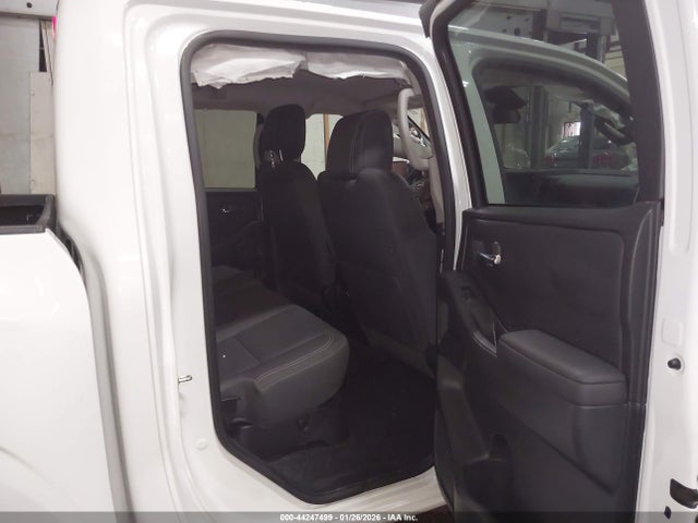 1N6ED1EK7PN667054 Nissan Frontier Sv 4x4