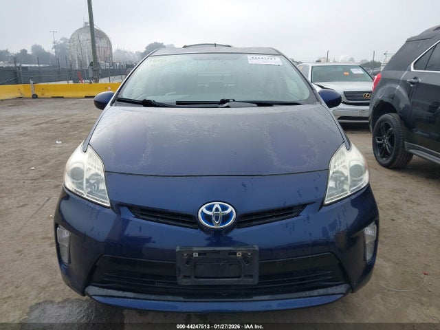 JTDKN3DU9F1862614 Toyota Prius Two