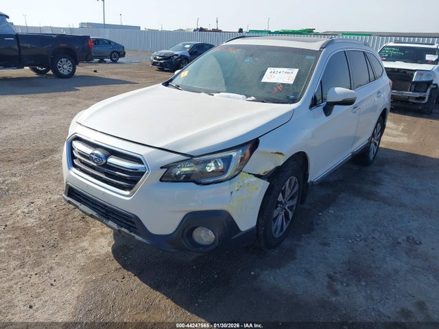 2018 Subaru Outback 2.5i Touring მანქანა იყიდება აუქციონზე, vin: 4S4BSATC5J3208482, აუქციონის ნომერი: 44247565