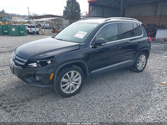 2012 VOLKSWAGEN TIGUAN WVGBV7AX4CW589257 Photo 1