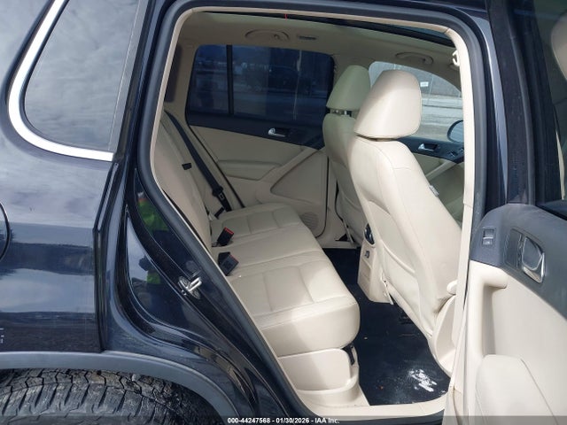 2012 VOLKSWAGEN TIGUAN WVGBV7AX4CW589257 Photo 7