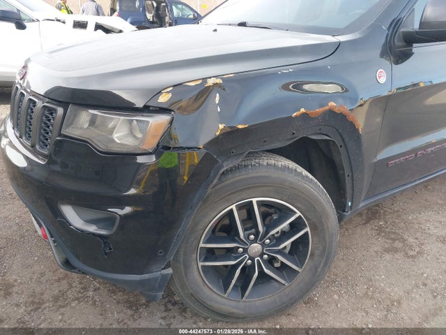 1C4RJFLG7JC227251 Jeep Grand Cherokee Trailhawk 4x4