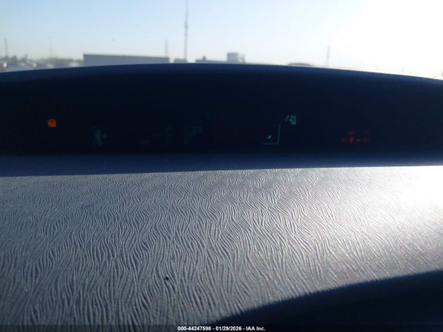 Toyota Prius Two 2015 JTDKN3DU5F0396721 Image 7