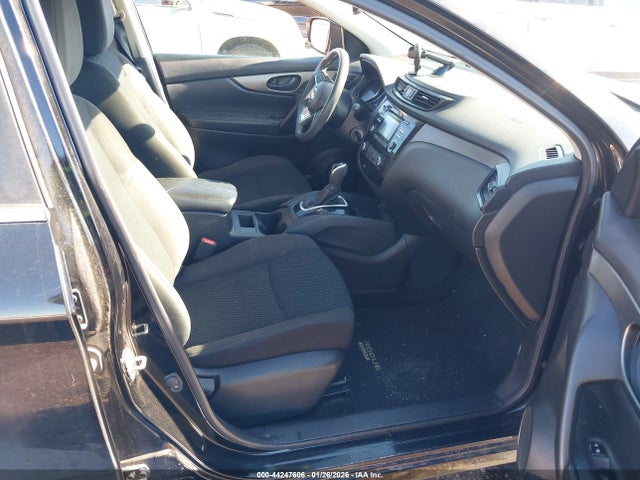 JN1BJ1CR9HW137293 Nissan Rogue Sport S