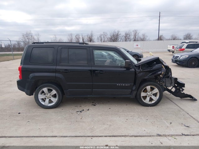 1C4NJPFB8HD184032 Jeep Patriot Latitude Fwd