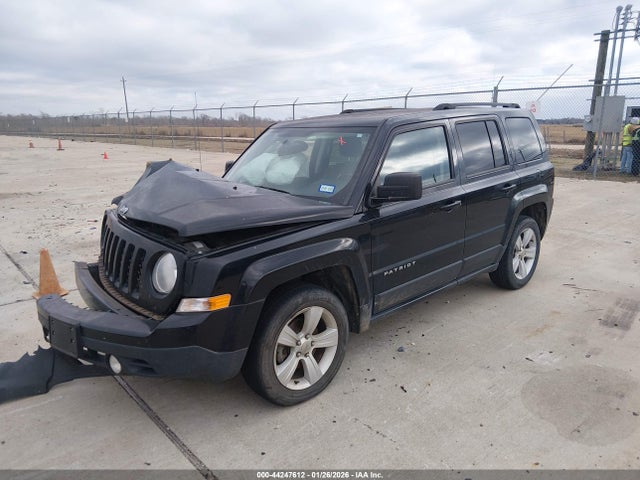 1C4NJPFB8HD184032 Jeep Patriot Latitude Fwd