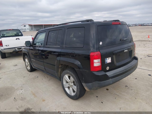 1C4NJPFB8HD184032 Jeep Patriot Latitude Fwd