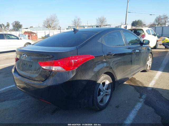 Продажа на аукционе авто 2013 Hyundai Elantra Gls/limited, vin: KMHDH4AE7DU558109, номер лота: 44247625