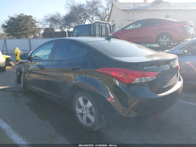 Продажа на аукционе авто 2013 Hyundai Elantra Gls/limited, vin: KMHDH4AE7DU558109, номер лота: 44247625