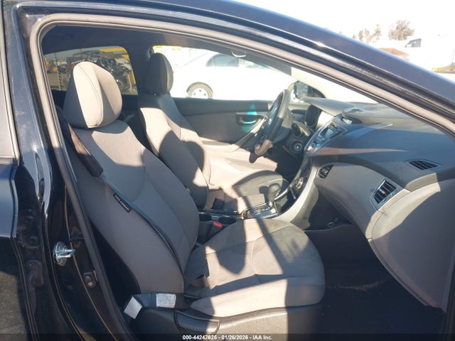 Продажа на аукционе авто 2013 Hyundai Elantra Gls/limited, vin: KMHDH4AE7DU558109, номер лота: 44247625