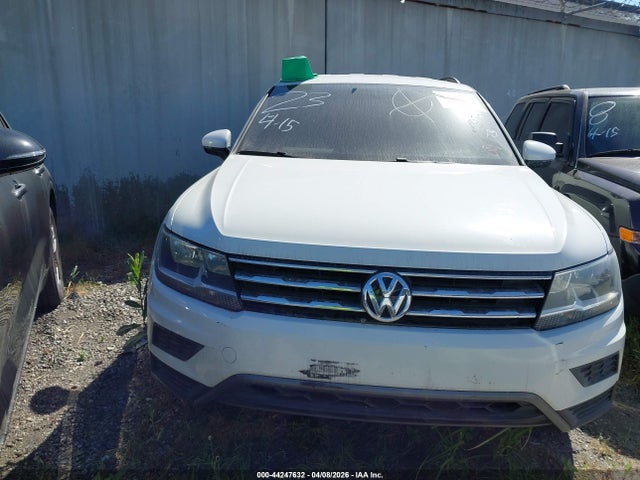 3VV1B7AX8KM173074 Volkswagen Tiguan 2.0t S