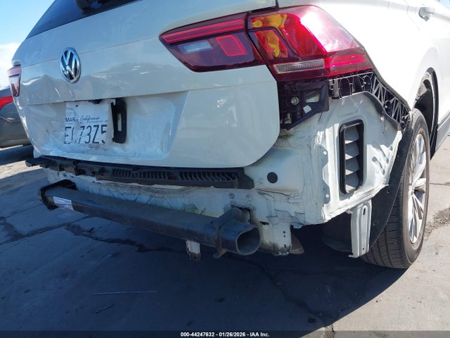 3VV1B7AX8KM173074 Volkswagen Tiguan 2.0t S