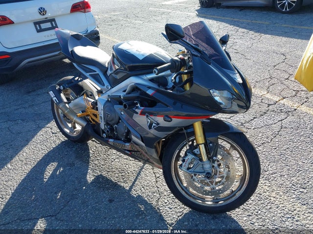 Triumph Motorcycle Daytona Moto2 765 2020 SMTA204K8LJAA6184 main image