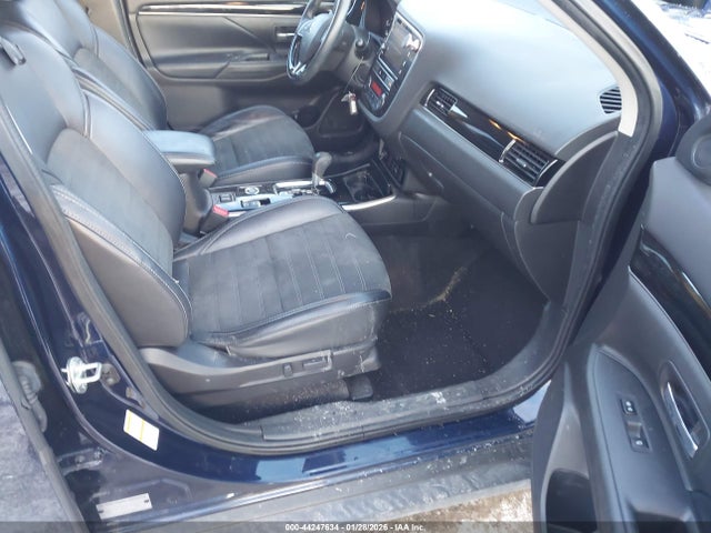 JA4AZ3A3XKZ003498 Mitsubishi Outlander Se