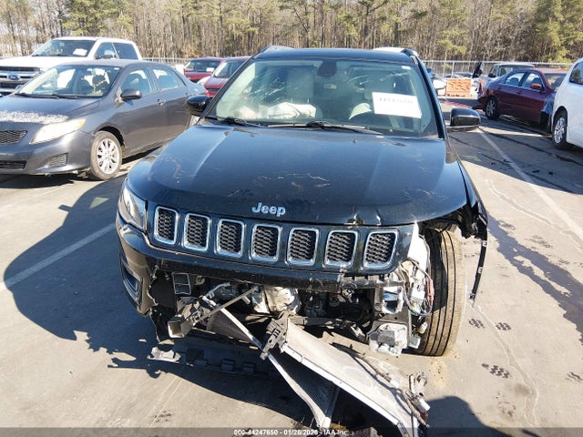 2019 Jeep Compass Sun And Wheel Fwd მანქანა იყიდება აუქციონზე, vin: 3C4NJCBBXKT711682, აუქციონის ნომერი: 44247650