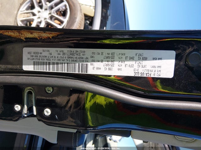 2019 Jeep Compass Sun And Wheel Fwd მანქანა იყიდება აუქციონზე, vin: 3C4NJCBBXKT711682, აუქციონის ნომერი: 44247650