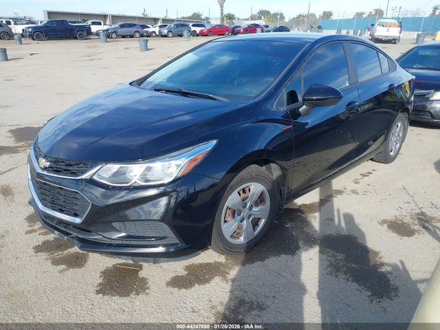 1G1BC5SMXH7257935 Chevrolet Cruze Ls Auto