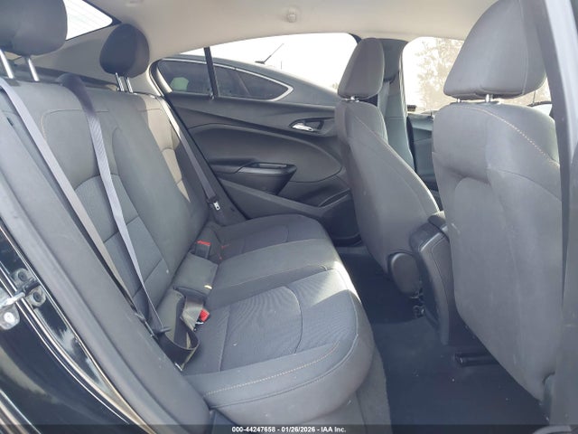 1G1BC5SMXH7257935 Chevrolet Cruze Ls Auto