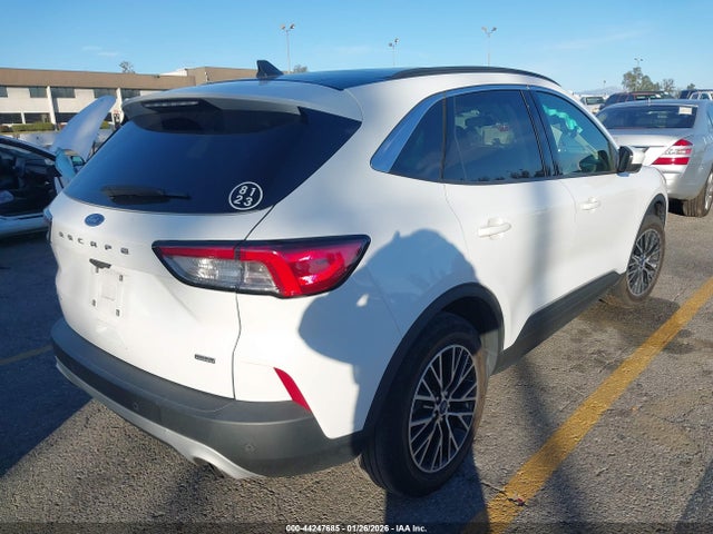 1FMCU0KZ0NUB94750 Ford Escape Sel Plug-in Hybrid