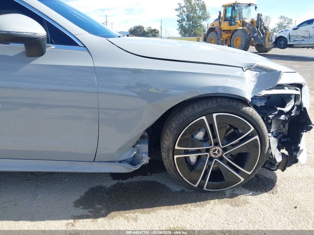 Aukcja sprzedaży 2024 Mercedes-benz Cle 300 4matic, vin: W1KMJ4HB0RF034919, numer aukcji: 44247701