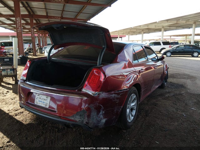 2C3CCAAGXKH590295 Chrysler 300 Touring