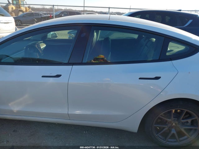 Tesla Model 3 Rear-wheel Drive 2023 5YJ3E1EA0PF429804 Image 13