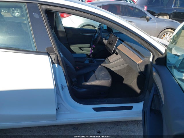 2023 TESLA MODEL 3 5YJ3E1EA0PF429804 Photo 4