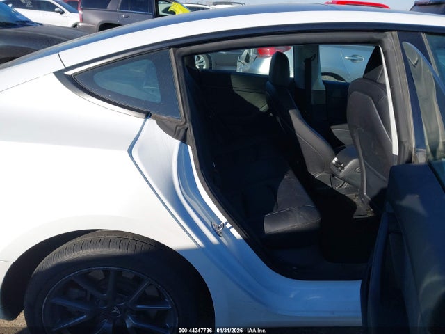 2023 TESLA MODEL 3 5YJ3E1EA0PF429804 Photo 7