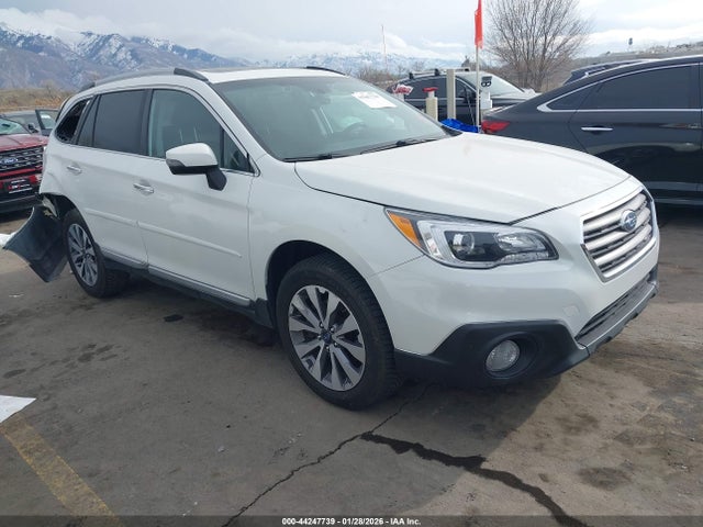 Subaru Outback 3.6r Touring 2017 4S4BSETC3H3359855 Image 1